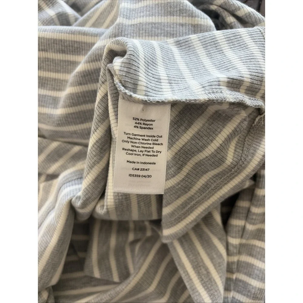 Talbots Striped Puff Sleeve Turtleneck Womens Size S Gray White‎ Ribbed Knit Top